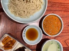 -裕兴记•蟹黄面馆(人民广场店)