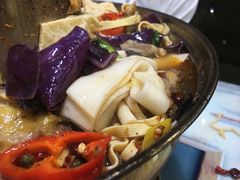 土火锅-聚雅美食