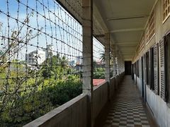 -吐斯廉屠杀博物馆