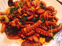 -旺角小渔村·海肠捞饭开创者(环山路店)