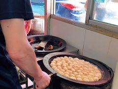 -老字号眼镜子煎包汤包店