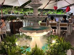 -Mark&Mars Restaurant