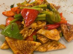 泰酱爆炒鲜鱿-苏梅花园(群星城店)