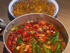 -肖四女乐山跷脚牛肉(世博源店)