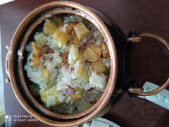 洋芋铜锅饭-姚记抚仙湖石锅鱼庄