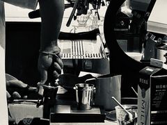 -Metal hands·铁手咖啡