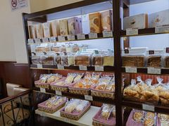 -红宝石·鲜奶小方·海派西点房(控江店)