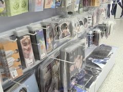 -Love Star追星馆(上海大悦城店)