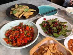 -雀蓝川菜(奥体广场店)