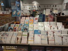 -猫的天空之城概念书店(印象城购物中心店)