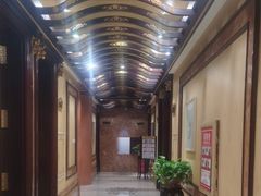 -皇宫大酒店