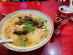 -金杨拉面王小吃面馆·牛三宝面·红烧牛肉粉