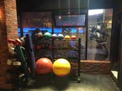 -GYMPLUS私教健身会馆(大悦城店)