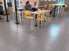-麦当劳(石坝服务区店)