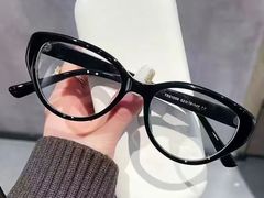 -爱视眸Eyeblling眼镜·依视路·蔡司镜片折扣店(百联南方商城购物中心)