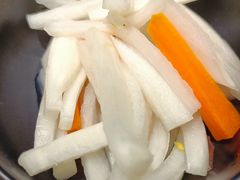 -西街夜油条·麻团包乌饭