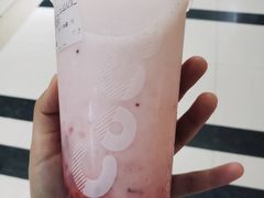 莓莓酸奶-CoCo都可(漫乐城店)