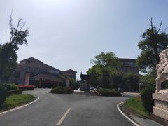 -金孔雀温泉旅游度假村