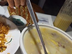 -鸭王烤鸭店(三里河店)