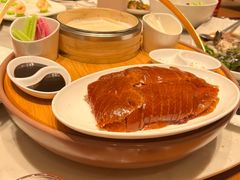 -泓历皇朝酒店(东亭店)