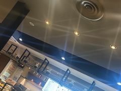-星巴克(北京西站5号候车室)