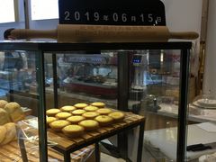 面包甜点陈列柜-DEMO黛慕蛋糕(中泰店)