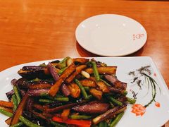 紫茄烧长豆角-银村街粥店(北线阁店)