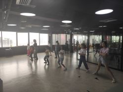 点击看大图 -学舞岛·成人少儿舞蹈培训