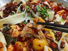 -晓彭肥肠鸡·泡椒鸡火锅(水木天地店)