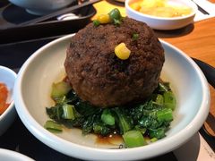 爆浆狮子头-阿姨食堂