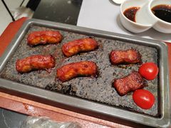 -红鼎豆捞·非遗鲍皇汤火锅(宝丰路店)