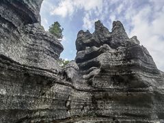 -梭布垭石林景区