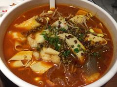 椒椒麻香鱼-渝是乎酸菜鱼(龙旗购物中心店)