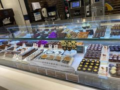 面包甜点陈列柜-GODIVA(国际金融中心店)