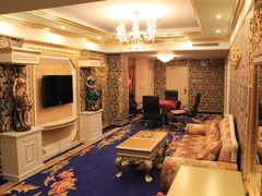 -九号公馆(秦岭路店)