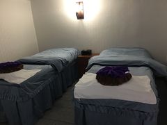 -颐而康·按摩·艾灸·足疗(武陵大道店)