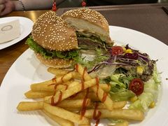 -LUCCA卢卡西班牙海鲜饭(远洋广场店)