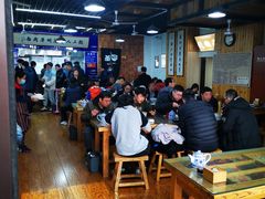 大堂-陇上全荟兰州传统牛肉面(延吉路店)