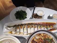 -香山湖家家宴(中山陵店)