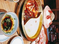-小天鹅火锅·一线江景洪鼎旗舰店(洪崖洞店)