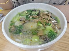 菌菇鸡汤年糕-顶巧鸡汤馄饨(虹口总店)