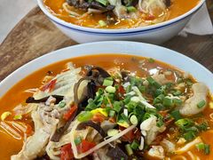 泡椒鸭掌米粉-袁妈红豆汤(重庆总店)
