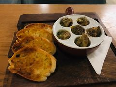 蜗牛配蒜香面包-EN SPACE恩空间