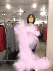 -镁连社·美联社