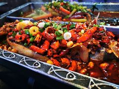-鸣记脆皮烤鱼·海鲜烤鱼(三八广场店)