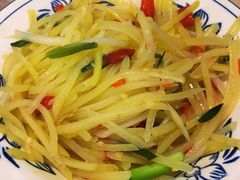 酸辣土豆丝-老游独一佳湘菜馆(高新四路店)