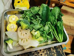 -金鼎雪山牦牛杂火锅(理县总店)