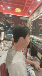 -东方先生国潮男士理发馆