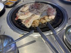 -哈哈碳都·牛肋条无限自助烤肉(台江万达店)
