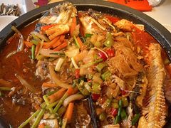 -鸣记脆皮烤鱼·海鲜烤鱼(三八广场店)